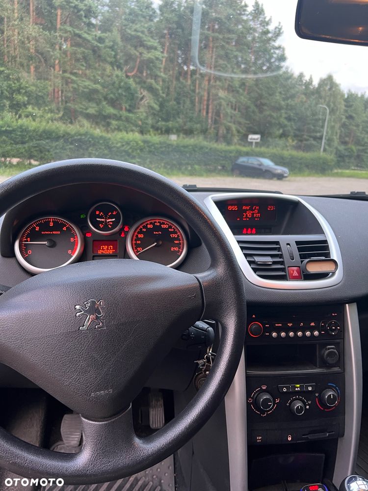 Peugeot 207 - 7