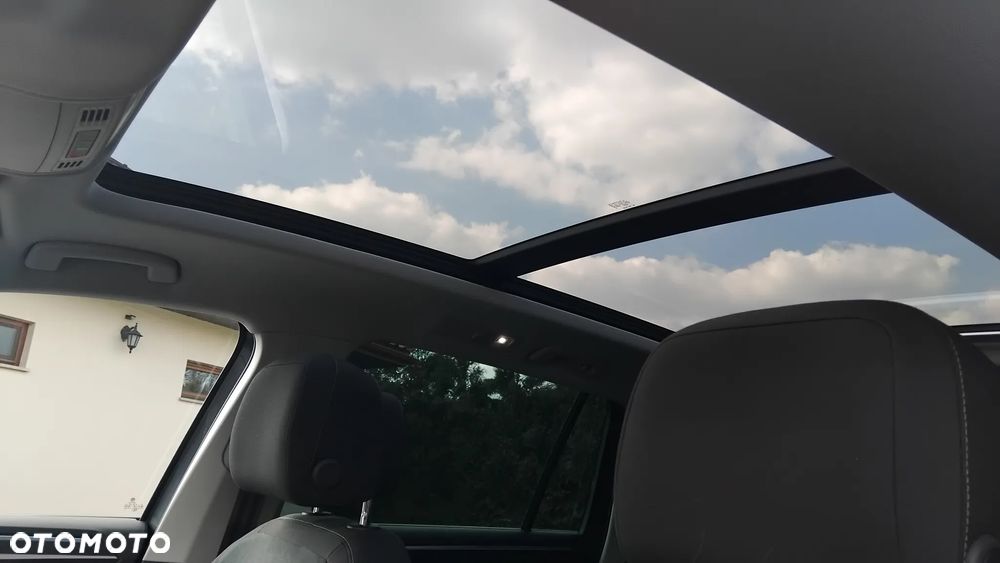 Volkswagen Tiguan - 24