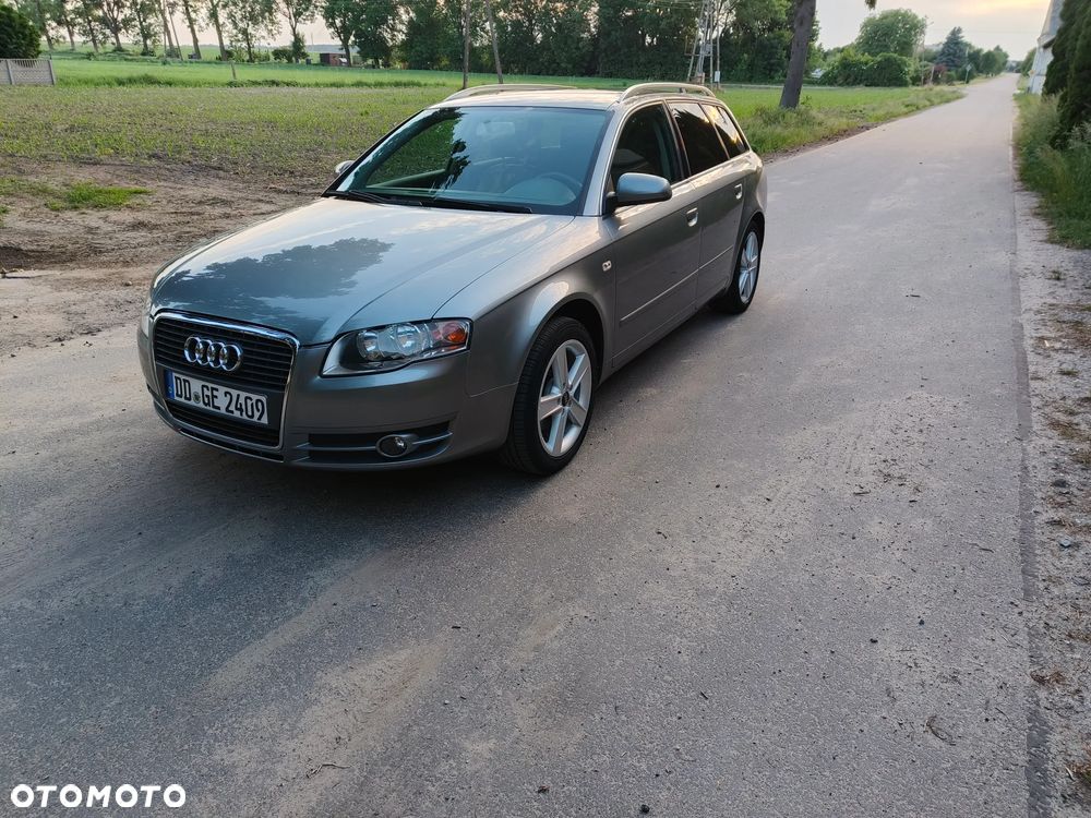 Audi A4 Avant - 1