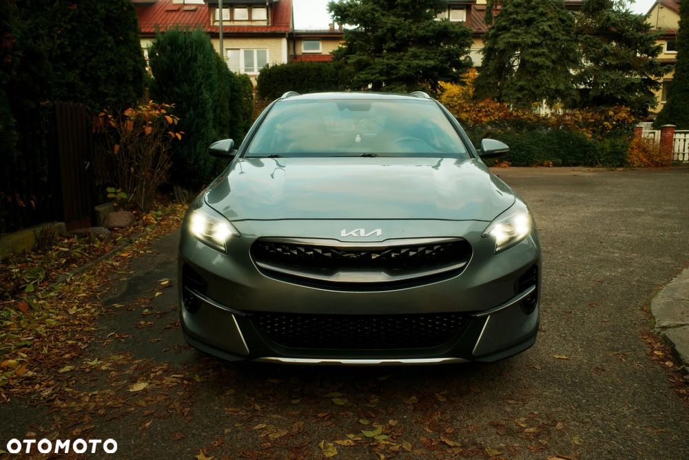 Kia XCeed 1.6 GDI PHEV L Business Line DCT - 2