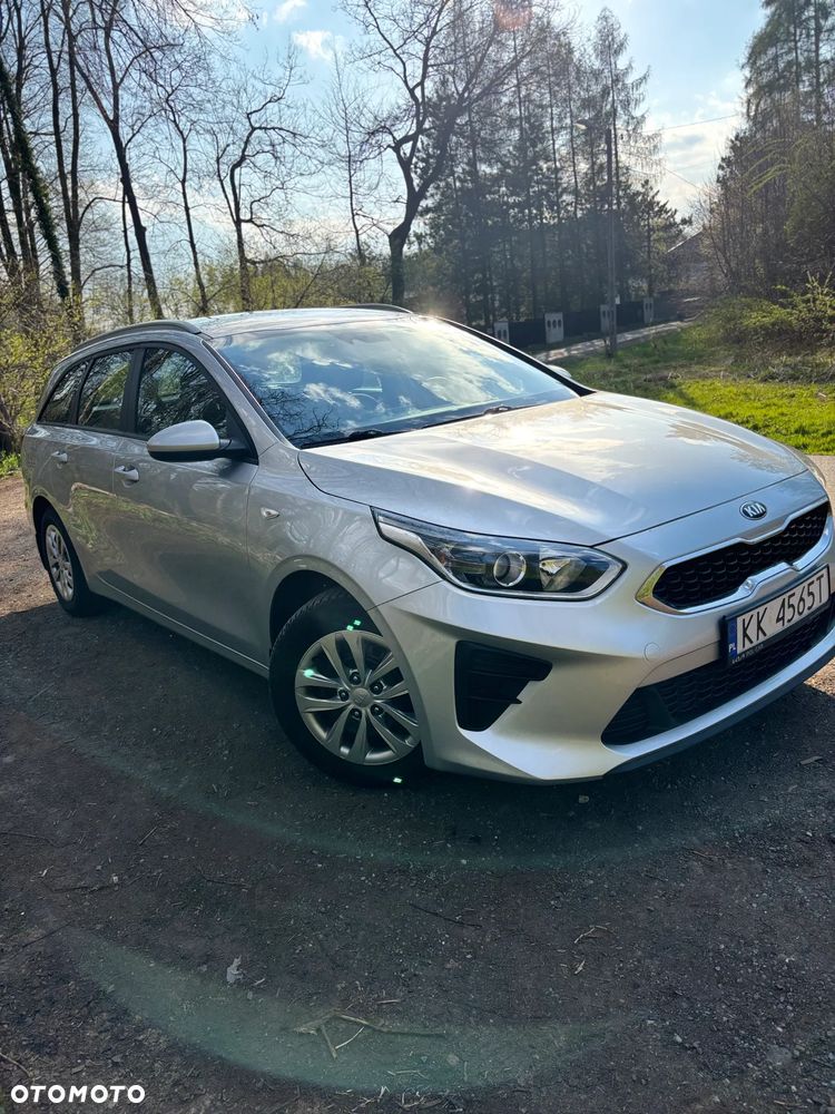 Kia Ceed 1.6 CRDi mHEV L Business Line - 4