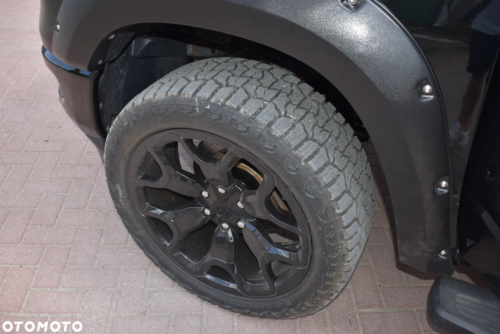 Dodge RAM - 36