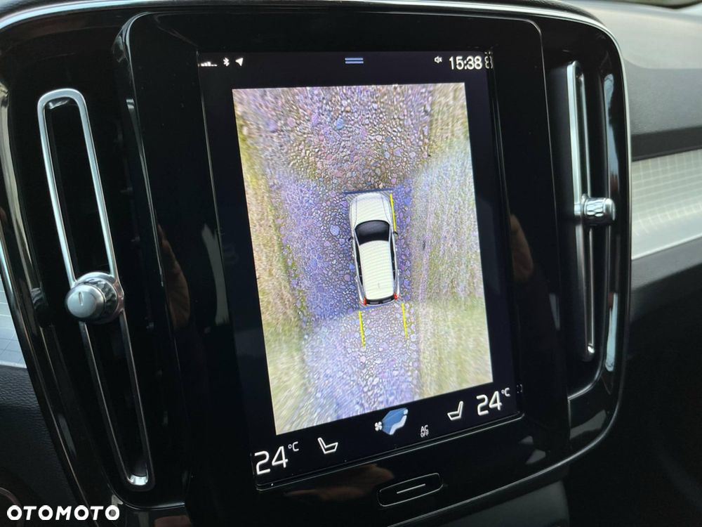 Volvo XC 40 D4 AWD Geartronic Momentum Pro - 13