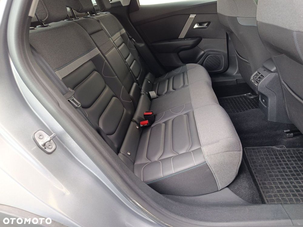 Citroën C4 1.2 PureTech Shine S&S - 15