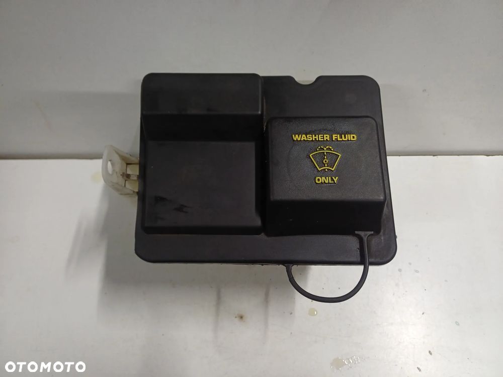 zbiorniczek spryskiwaczy FORD F150 03-08R