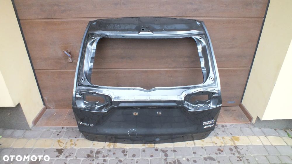 Klapa tylna Toyota rav 4  V - 2