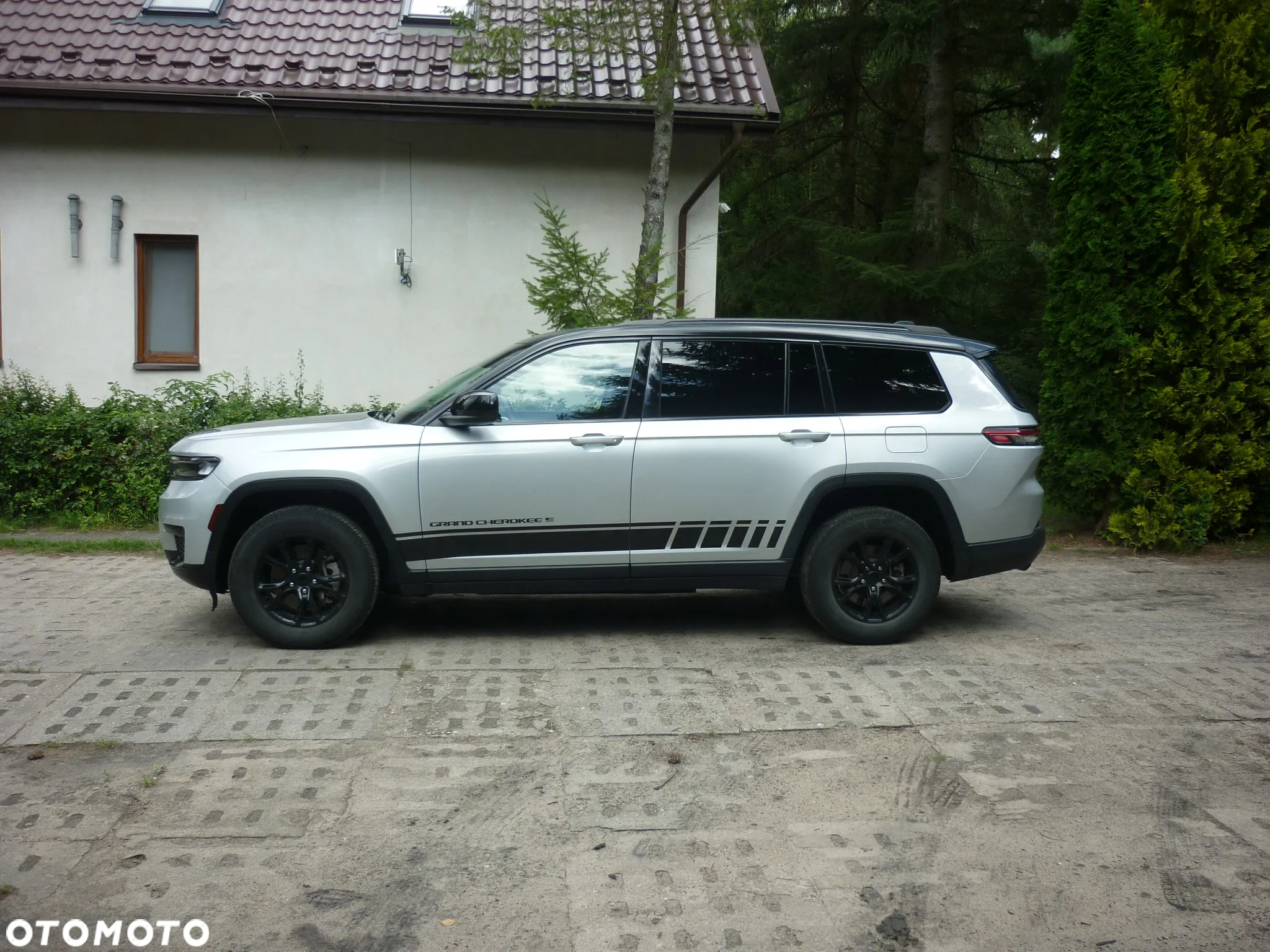 Jeep Grand Cherokee - 2