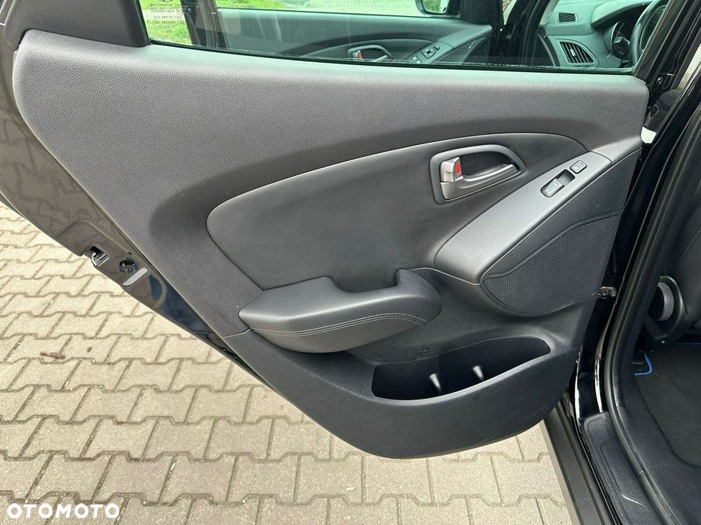 Hyundai ix35 - 15