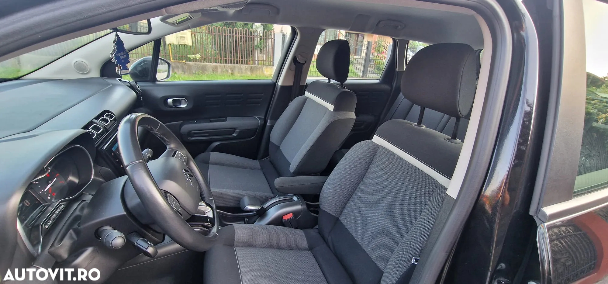 Citroën C3 AIRCROSS BlueHDI 110 Stop & Start FEEL - 27