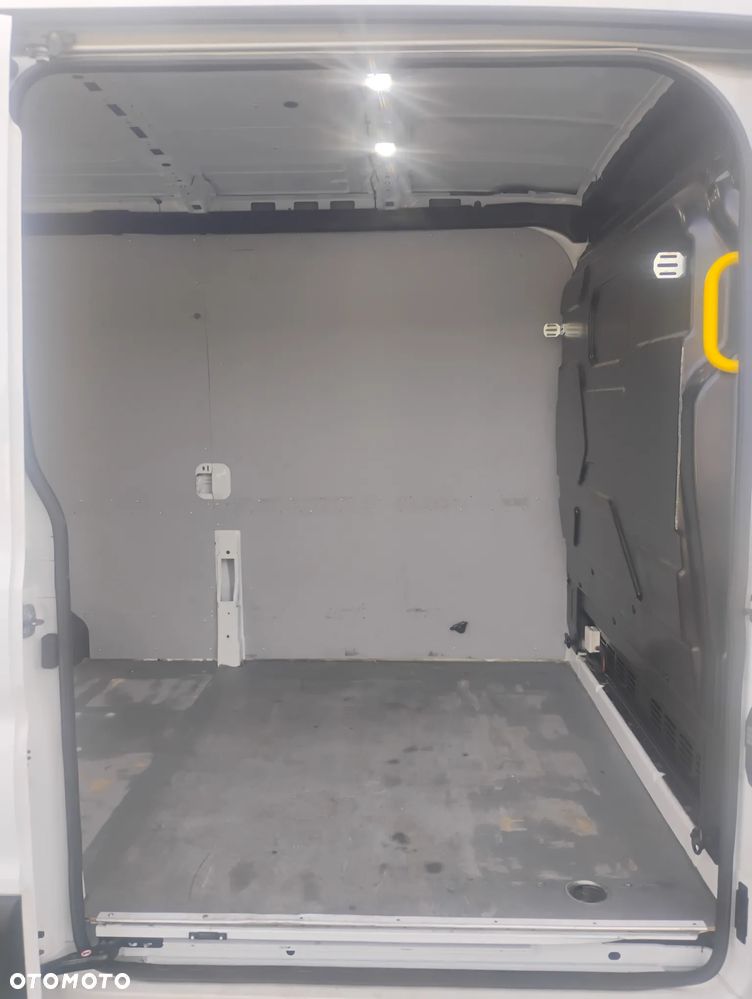 Ford TRANSIT - 13