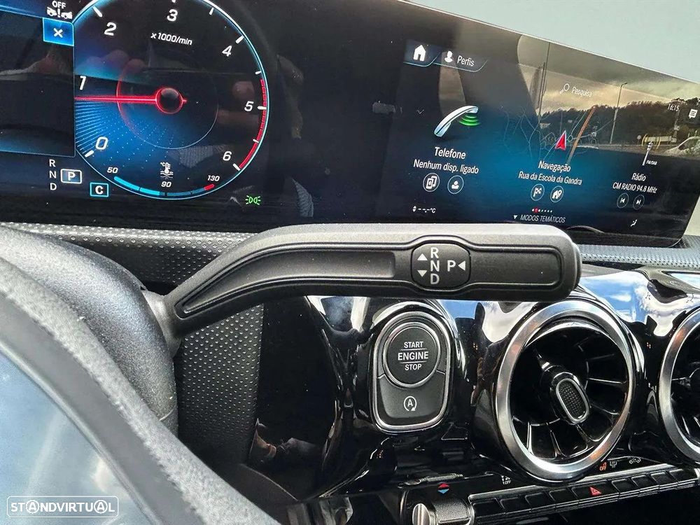 Mercedes-Benz CLA 180 d Shooting Brake AMG Line Aut. - 33