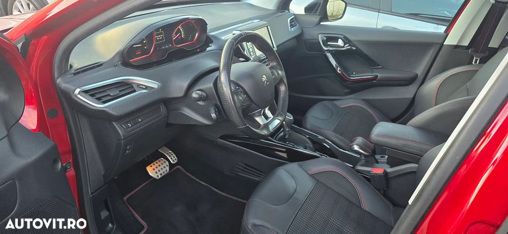 Peugeot 2008 PureTech 110 Stop&Start EAT6 GT-Line Edition - 12