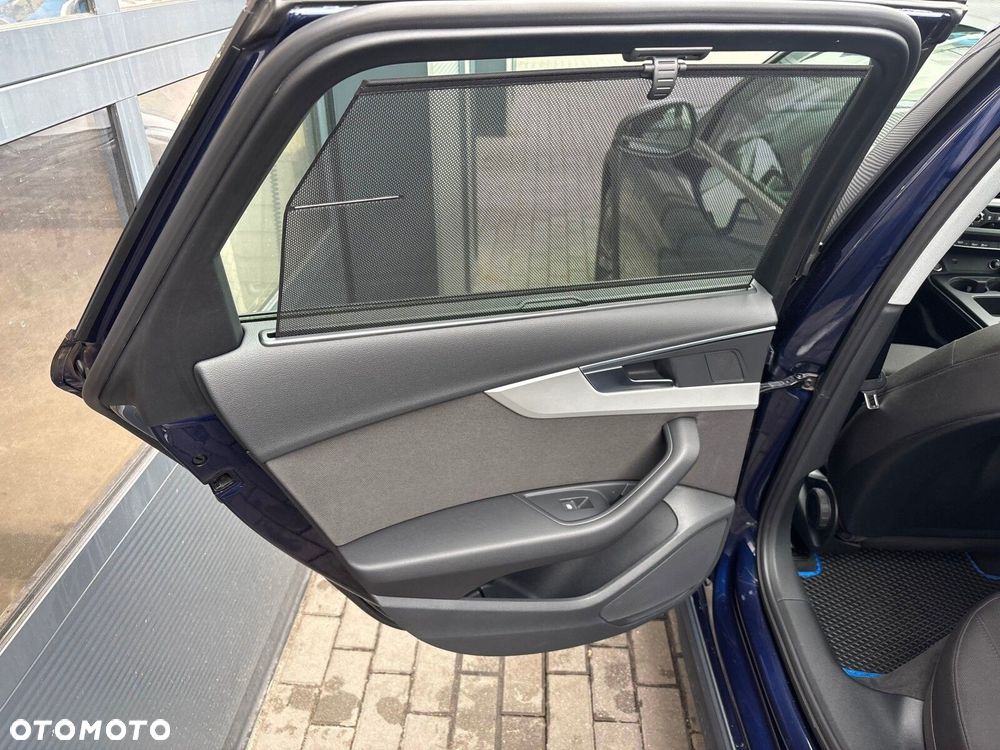 Audi A4 Allroad - 23