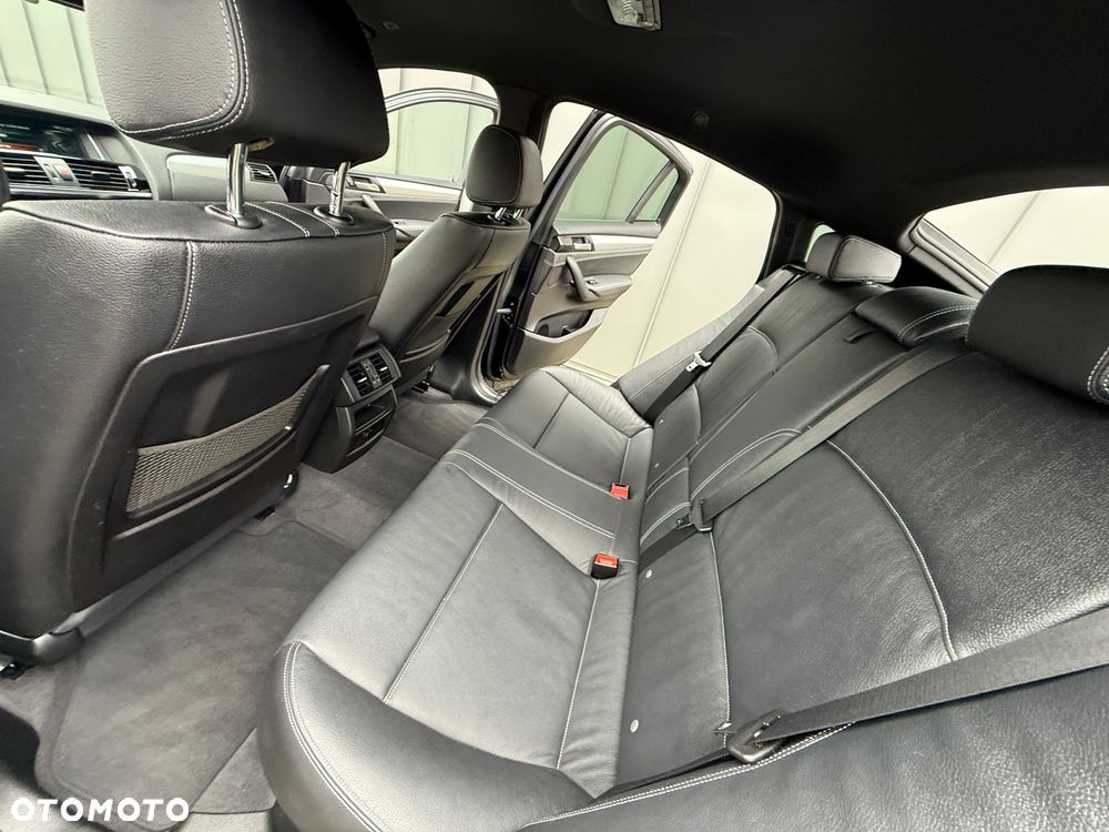 BMW X4 xDrive20i M Sport - 30