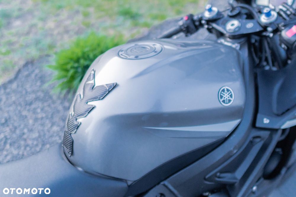 Yamaha R6 - 15