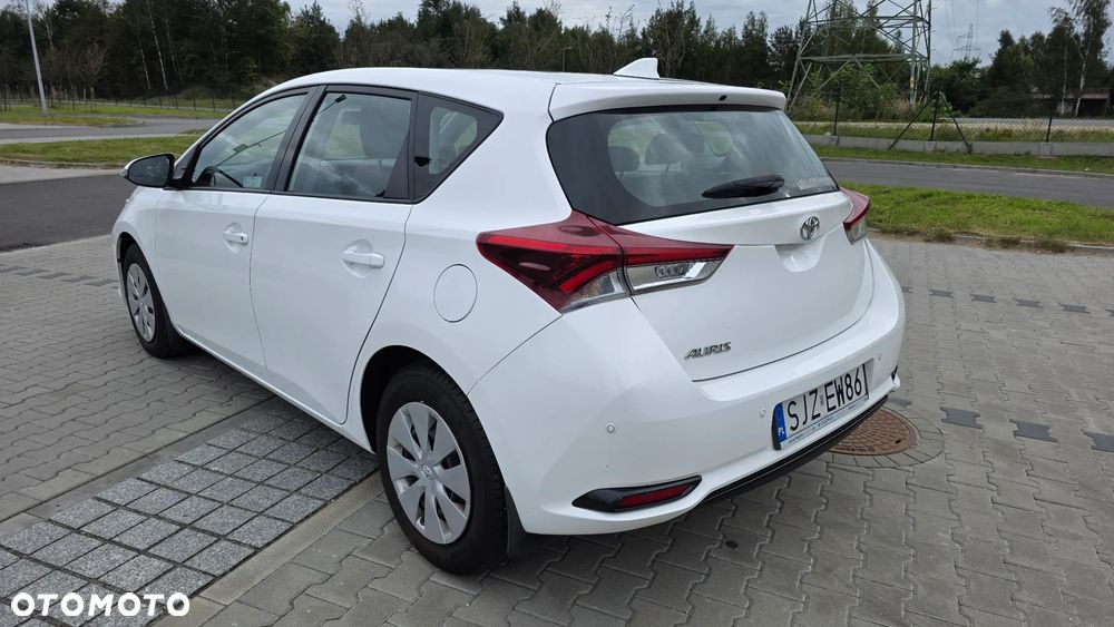 Toyota Auris 1.33 VVT-i Life - 7