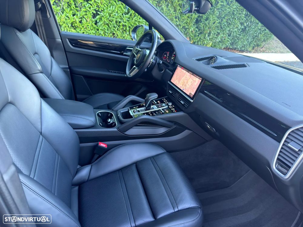 Porsche Cayenne Coupé - 6