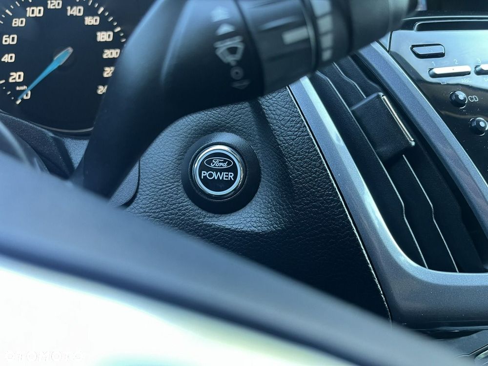 Ford Focus - 34