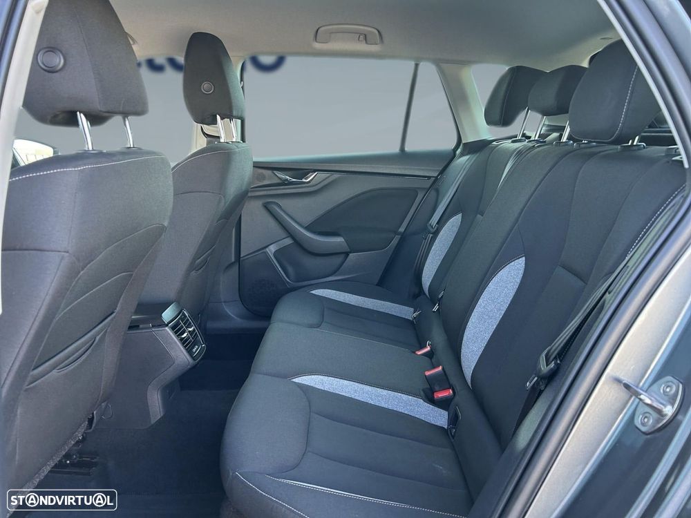 Skoda Kamiq 1.0 TSI Ambition DSG - 3