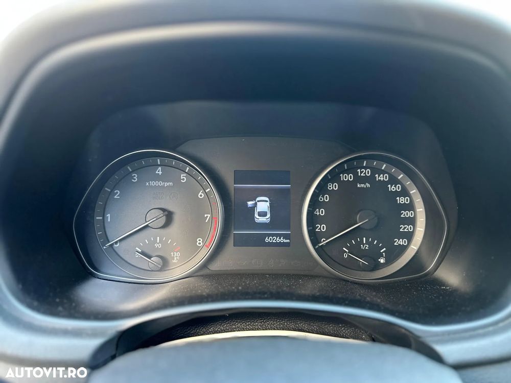 Hyundai i30 1.5 T-GDI 160CP MHEV 5DR M/T Highway - 12