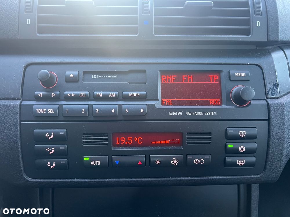 BMW Seria 3 318i - 16