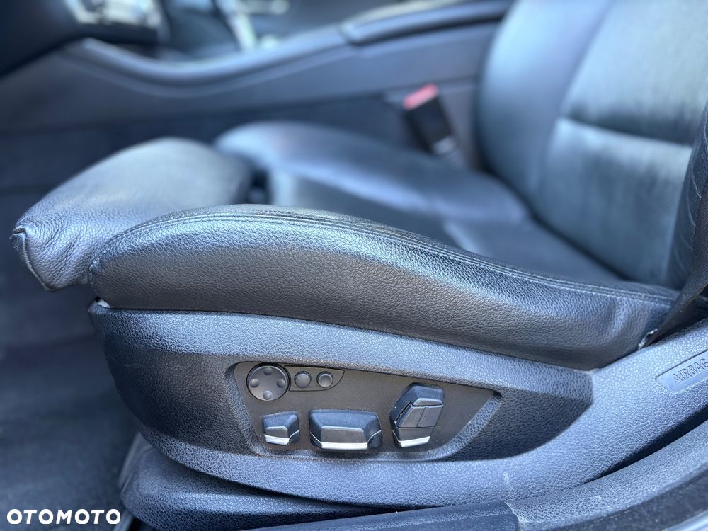 BMW Seria 5 520d - 11