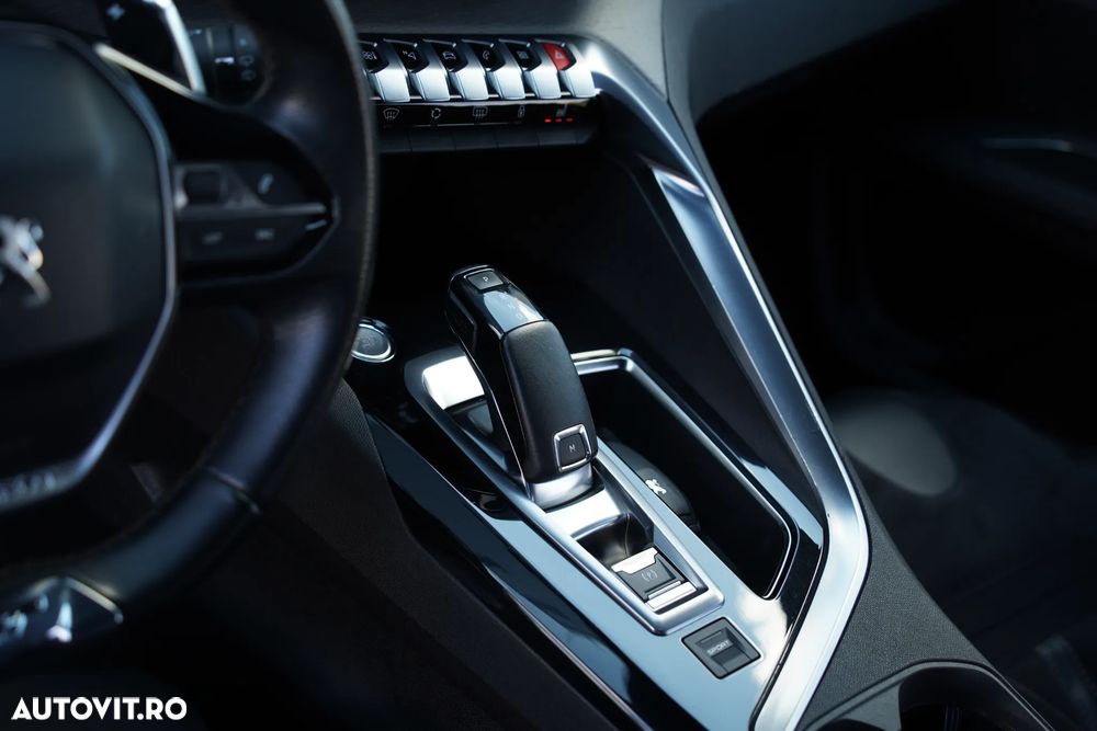 Peugeot 3008 BlueHDi 180 Stop & Start EAT6 GT - 9