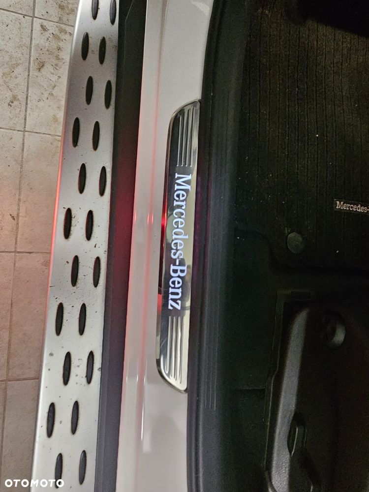 Mercedes-Benz GLC 300 de 4Matic 9G-TRONIC Exclusive - 16