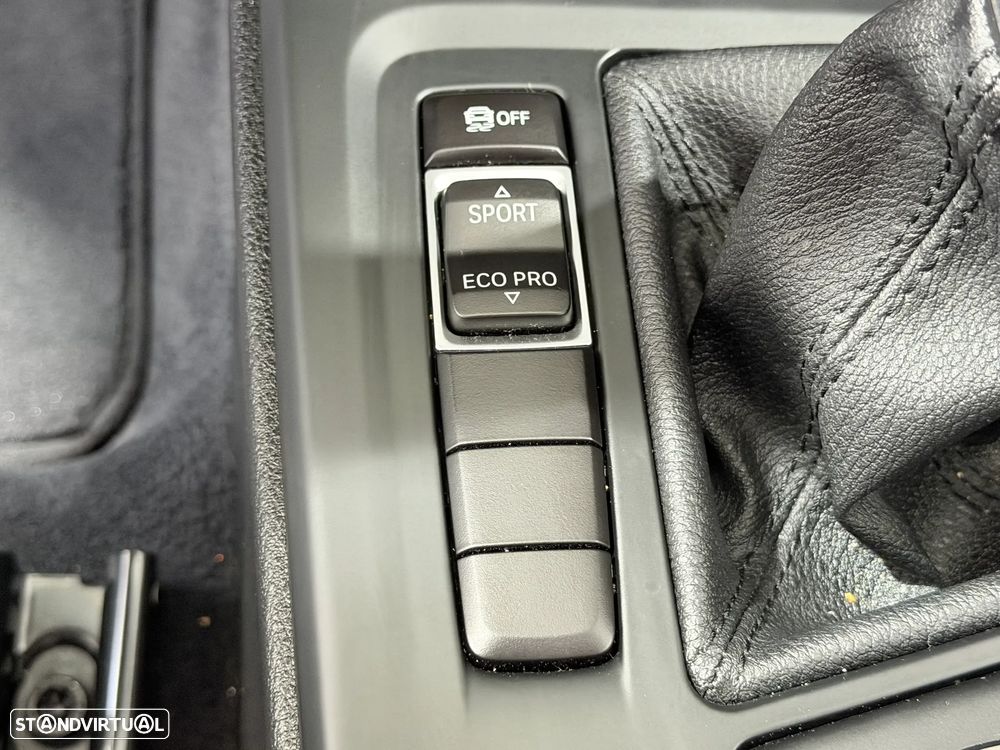 BMW X1 16 d sDrive Advantage - 33