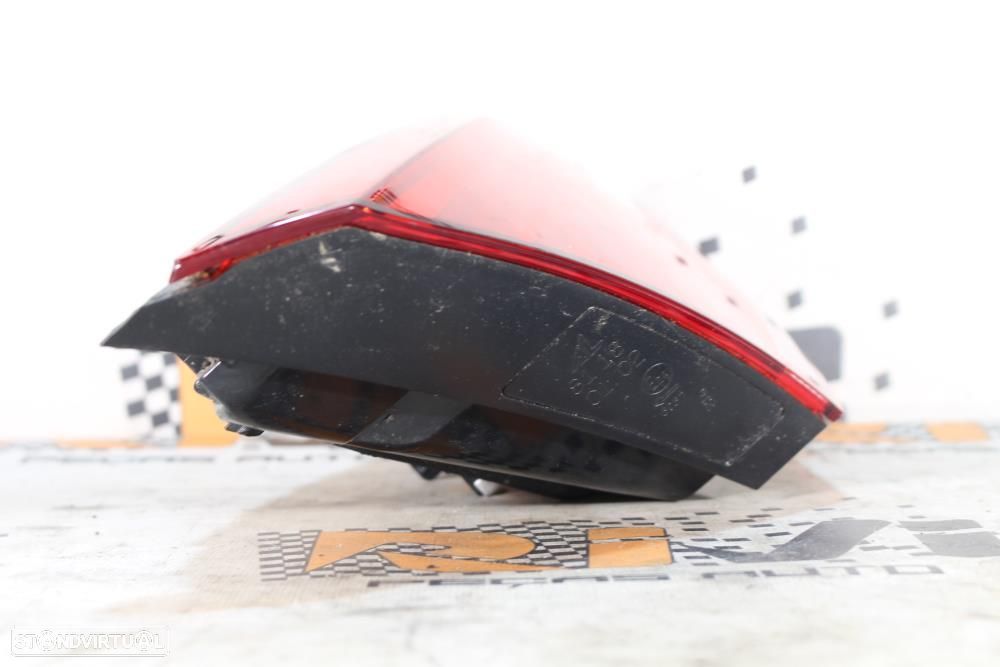 Farolim Esquerdo Volkswagen Cc (358)  3C8945307q / 81180102 / Mala Con - 7