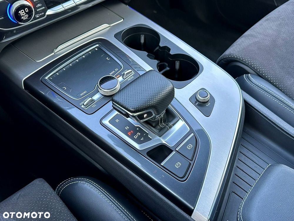 Audi Q7 3.0 TDI Quattro Tiptronic - 28