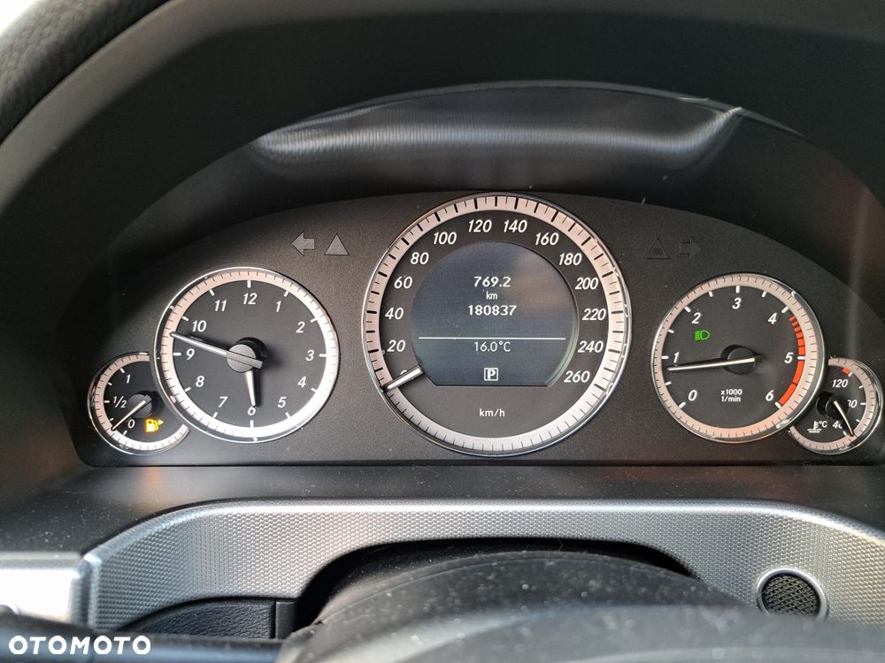 Mercedes-Benz Klasa E 200 CDI - 22