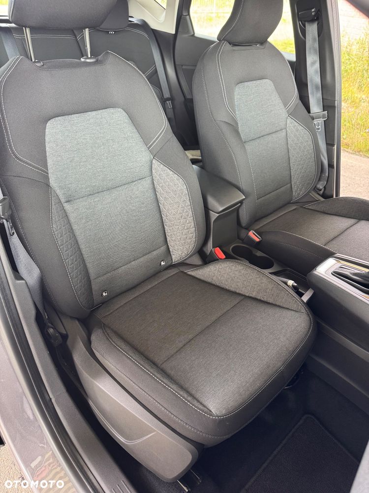 Renault Captur 1.6 E-TECH Full Hybrid 145 Intens - 11