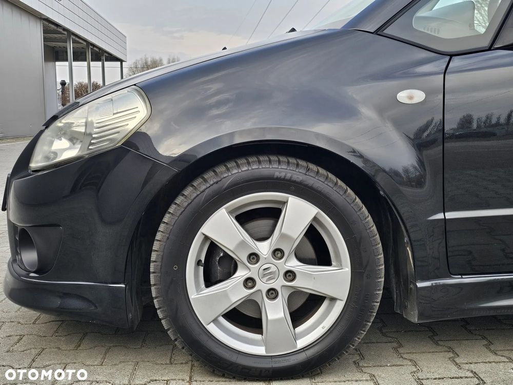 Suzuki SX4 1.9 DDiS DPF 4x2 Comfort - 28
