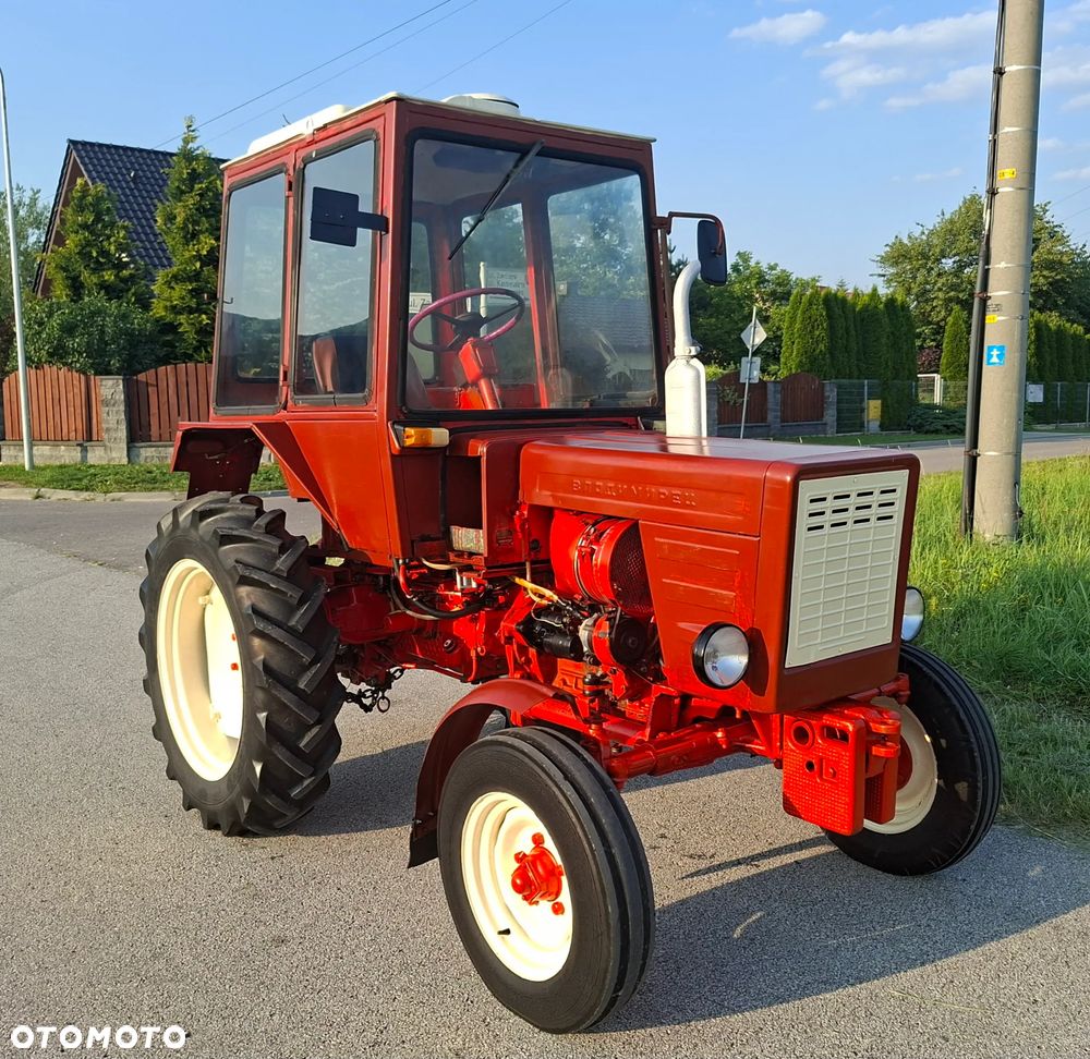 Belarus Ruski T-25 - 1