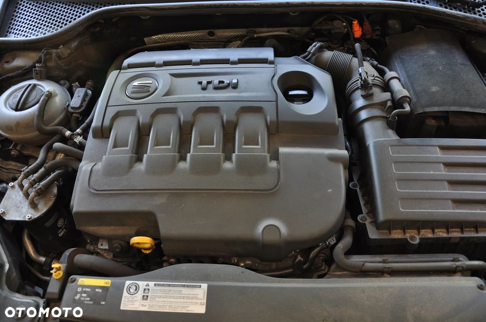 Seat Leon ver-sc-2-0-tdi-dpf-start-stop-dsg-fr - 19