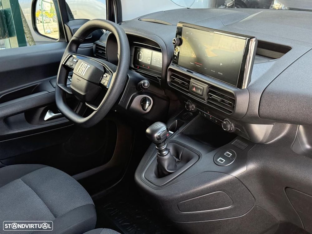 Fiat Doblo 1.5 Blue-HDI 100cv Câmera/Ecrâ - 32