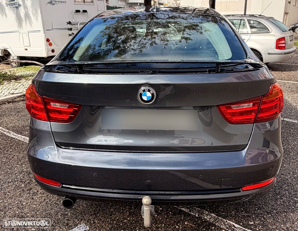 BMW 318 Gran Turismo d Sport Line - 11