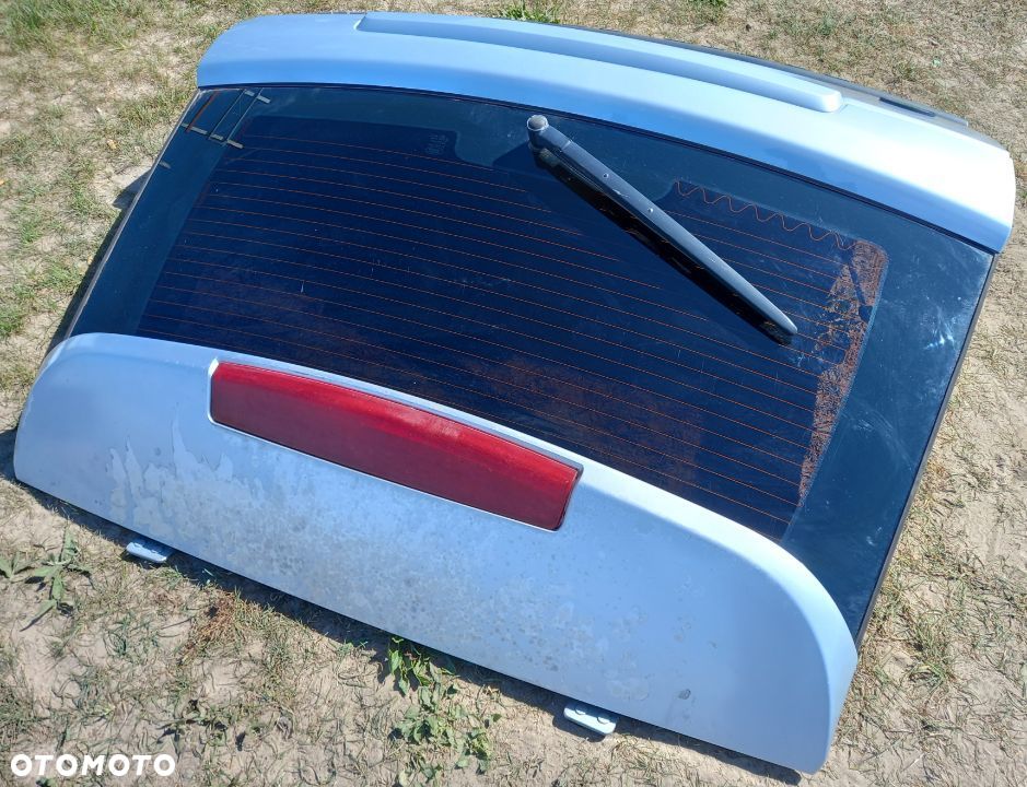 Klapa Bagażnika LRC 798 ZERMATT SILVER Range Rover Sport L320 - 2