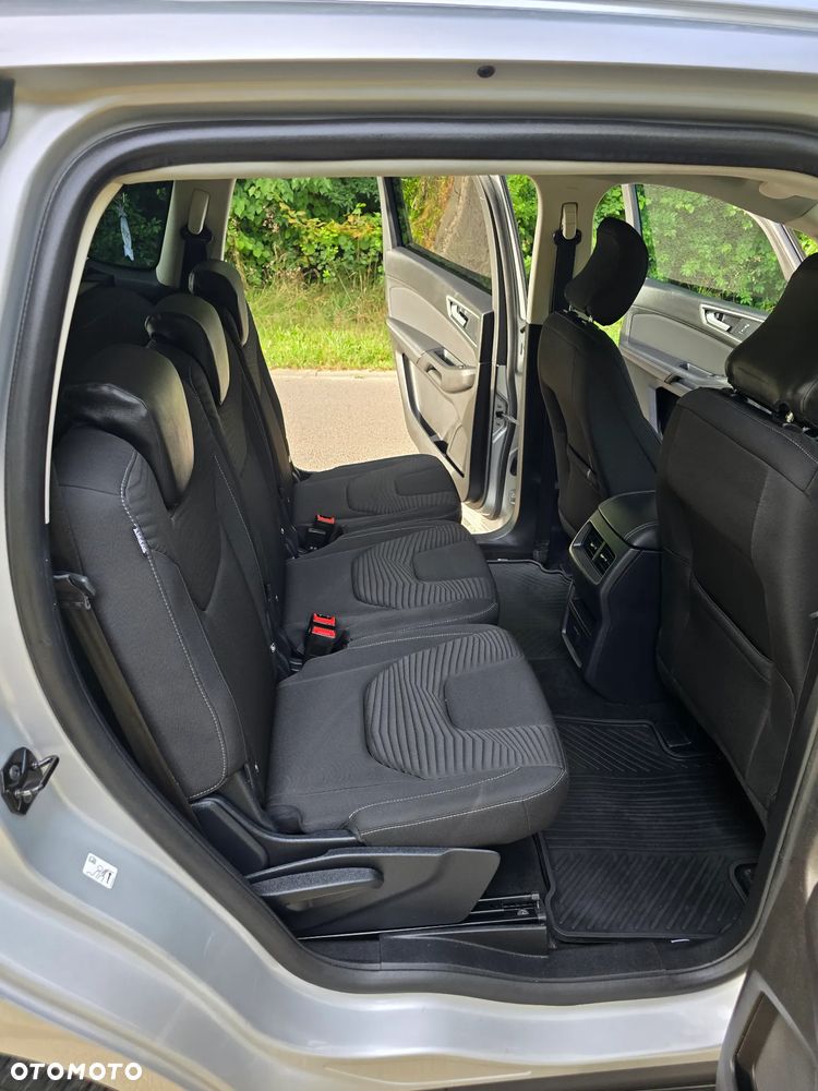 Ford S-Max 2.0 EcoBlue Titanium - 22
