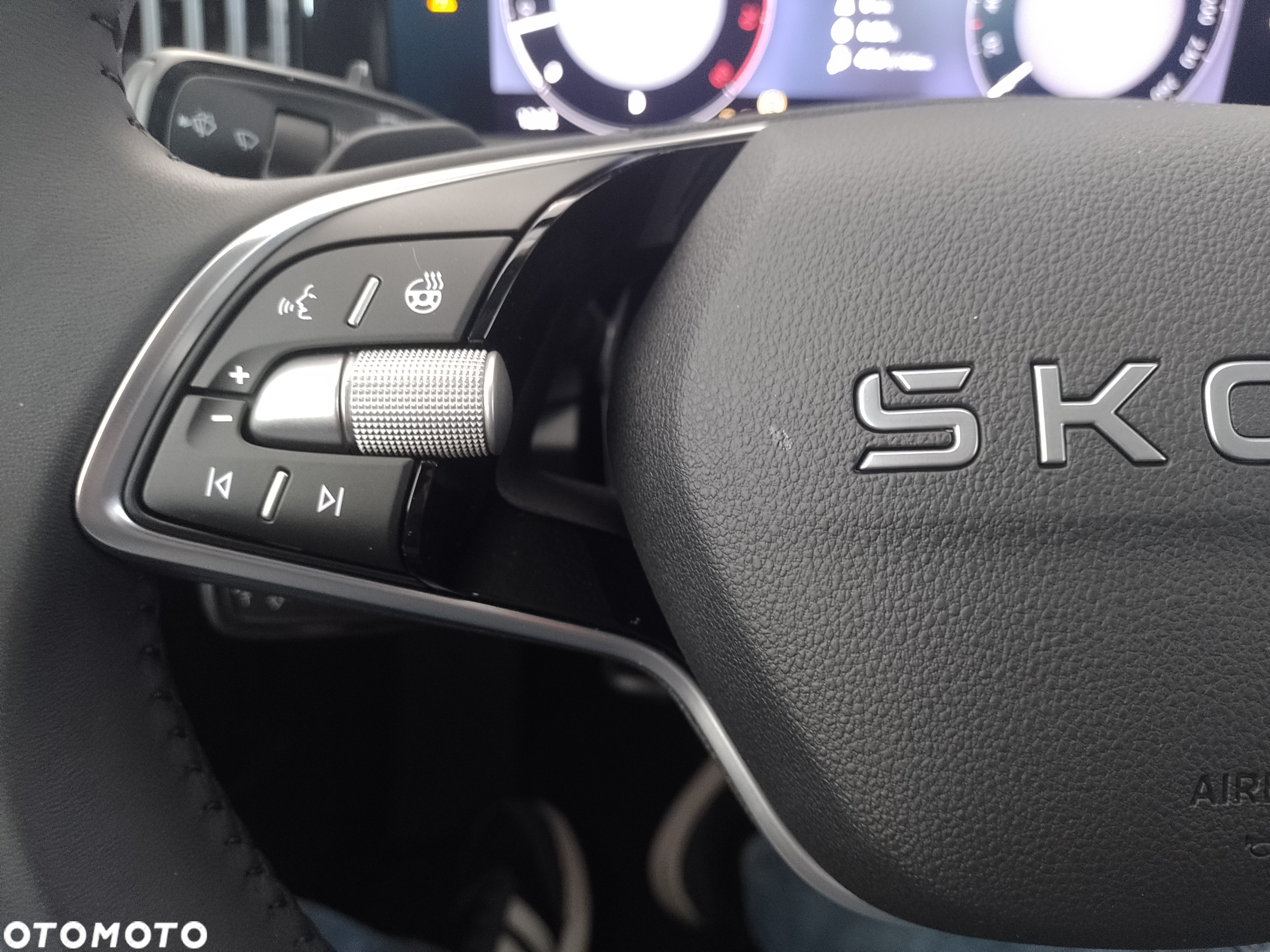Skoda Superb 2.0 TSI L&K DSG - 13