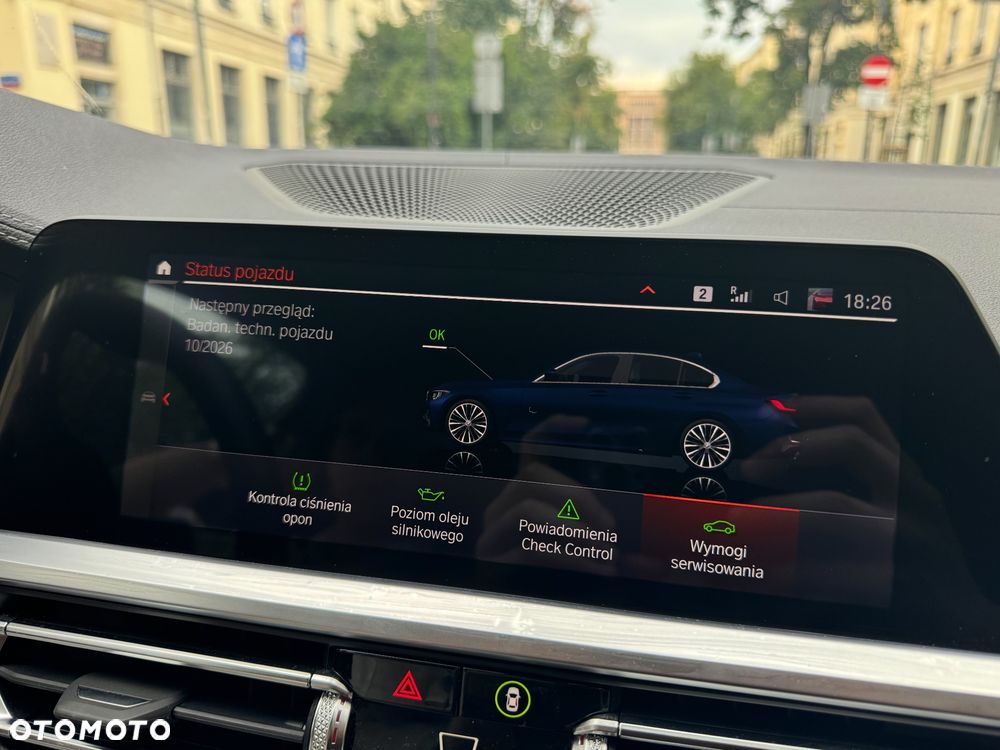BMW Seria 3 330i xDrive Luxury Line - 14