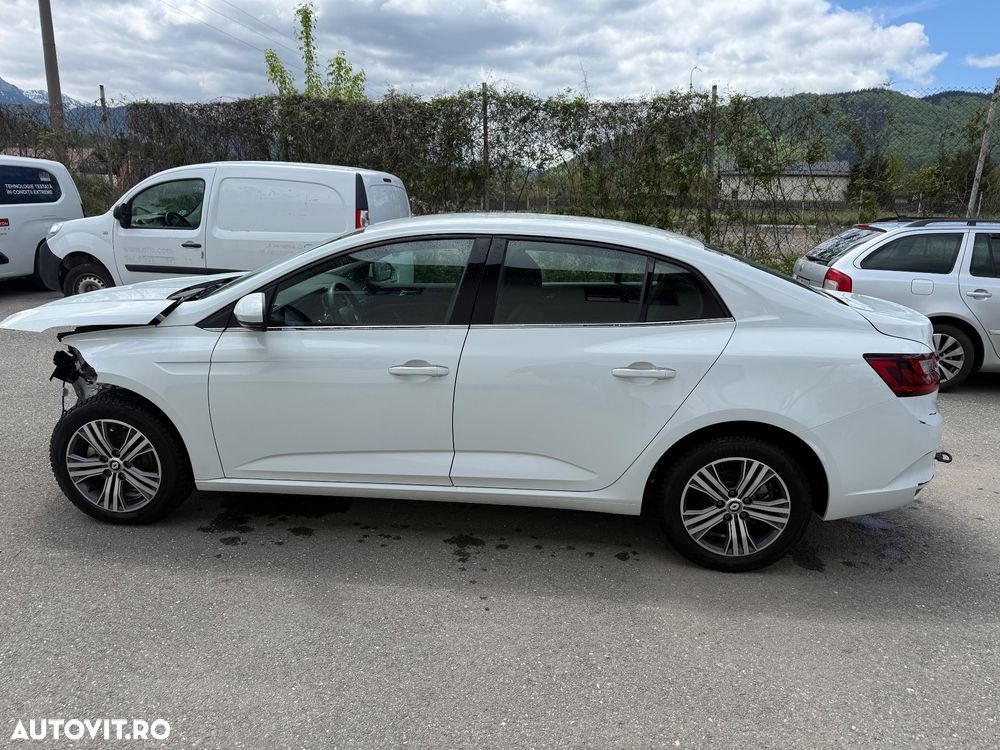 Renault Megane TCe GPF EDC Intens - 6