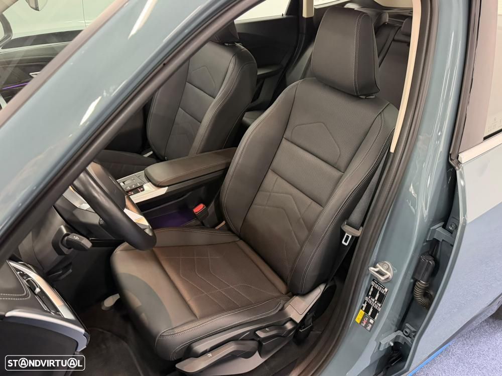 BMW iX1 xDrive30 - 16