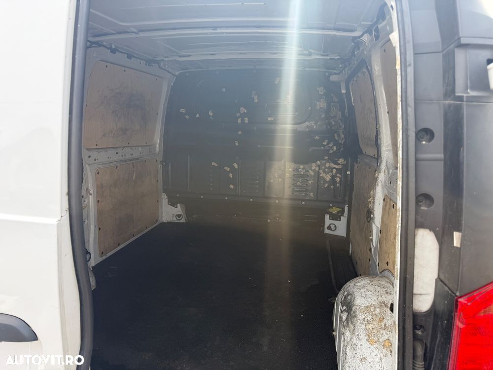 Mercedes-Benz Vito - 8