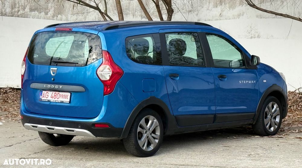 Dacia Lodgy TCe 115 Stepway - 12