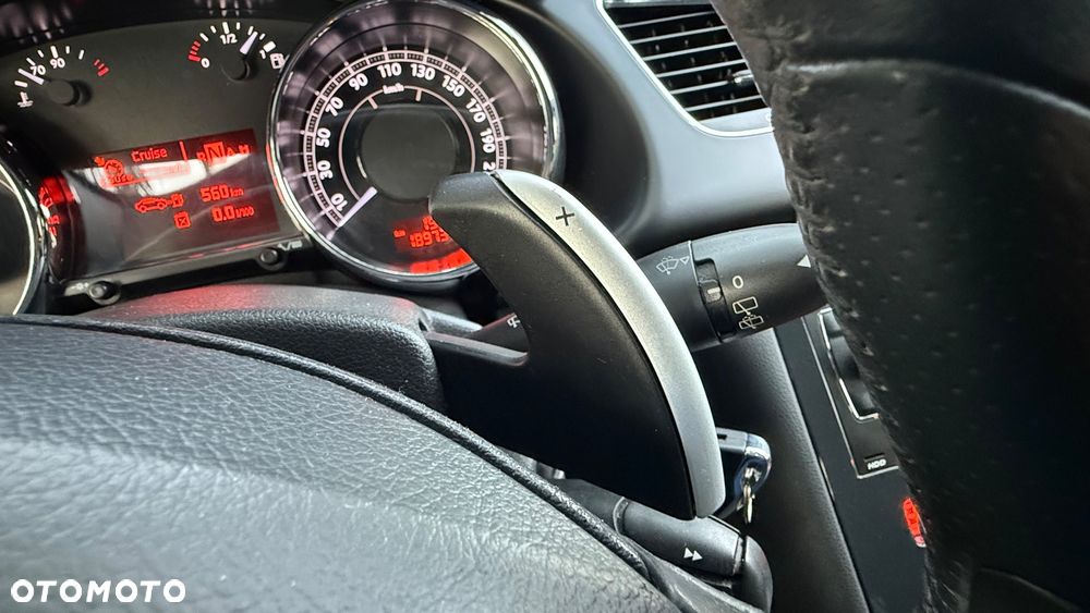 Peugeot 3008 Hybrid4 - 21