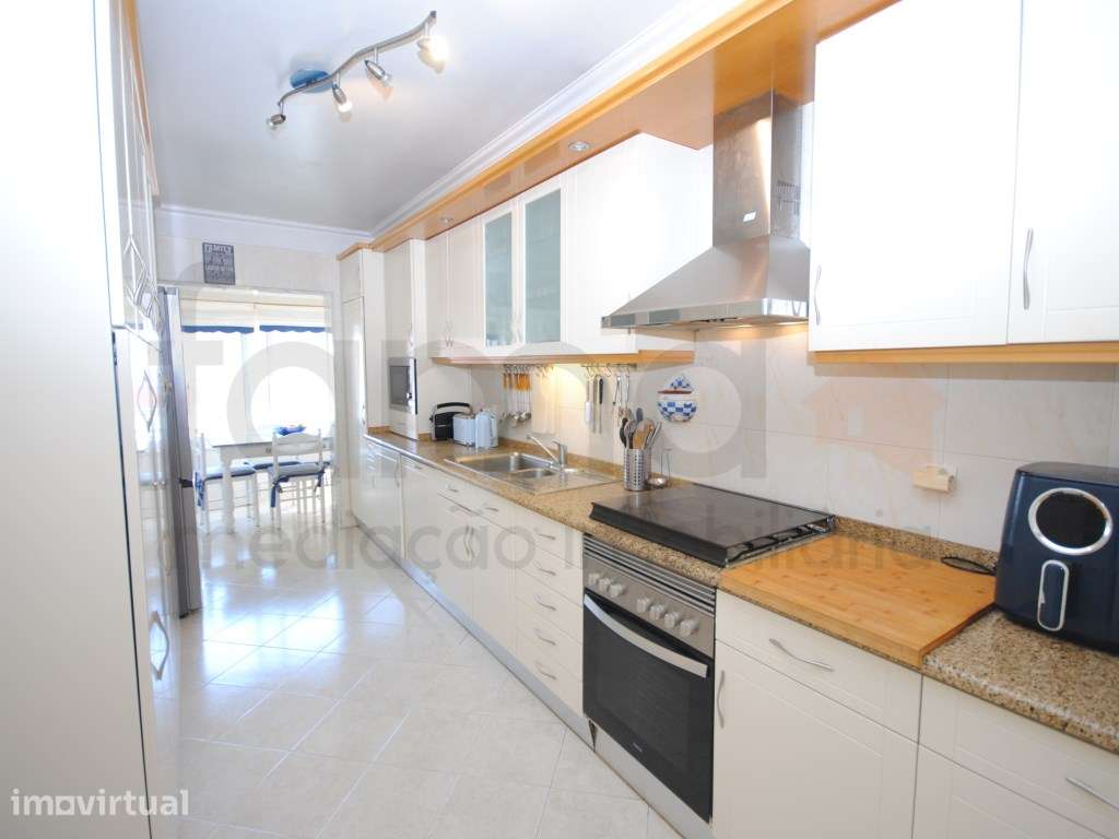 Apartamento T4 para Arrendar com Box - Parque São Domingos - Grande imagem: 2/50