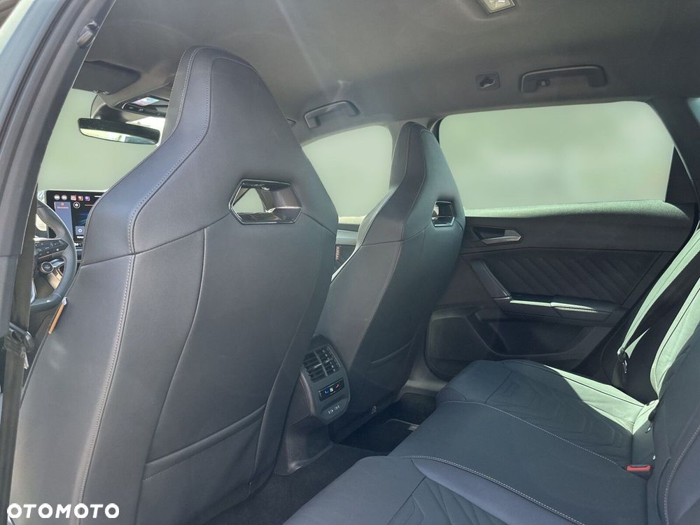 Cupra Leon Sportstourer 2.0 TSI 4Drive VZ DSG - 38