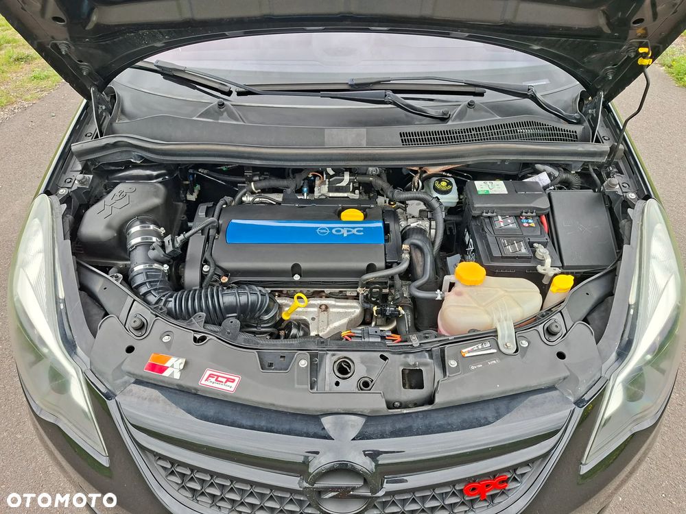 Opel Corsa 1.6 T OPC - 16